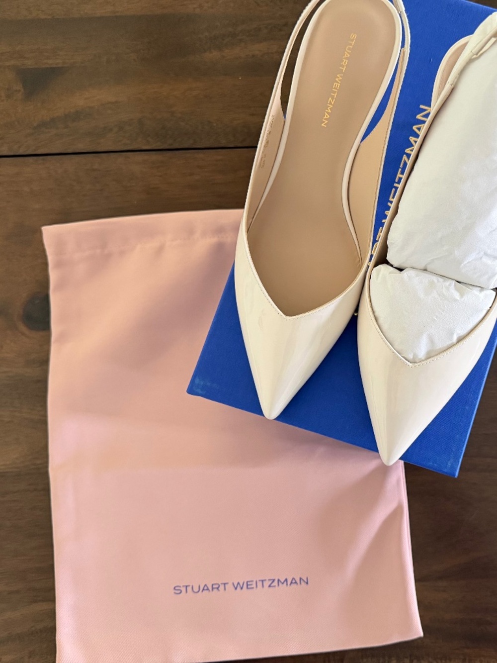 New in Box - Stuart Weitzman Eva 50 slingback - Cream - Patent Leather - Picture 2 of 6